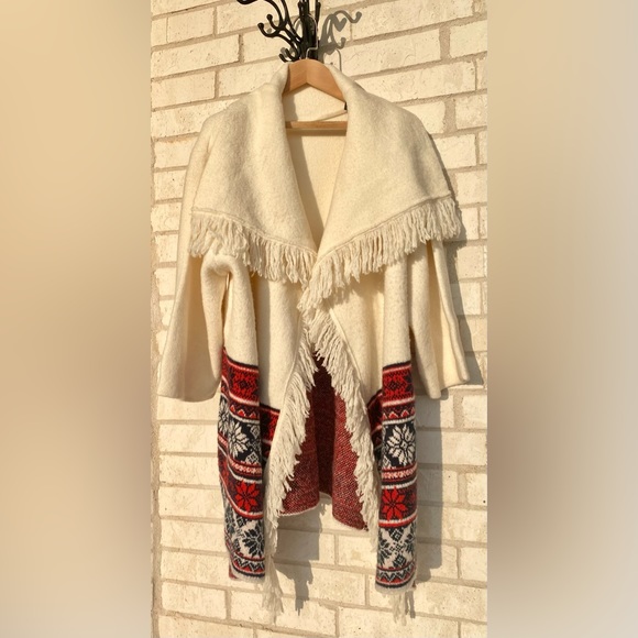 GILI Blanket Cardigan Sweater - Picture 5 of 10